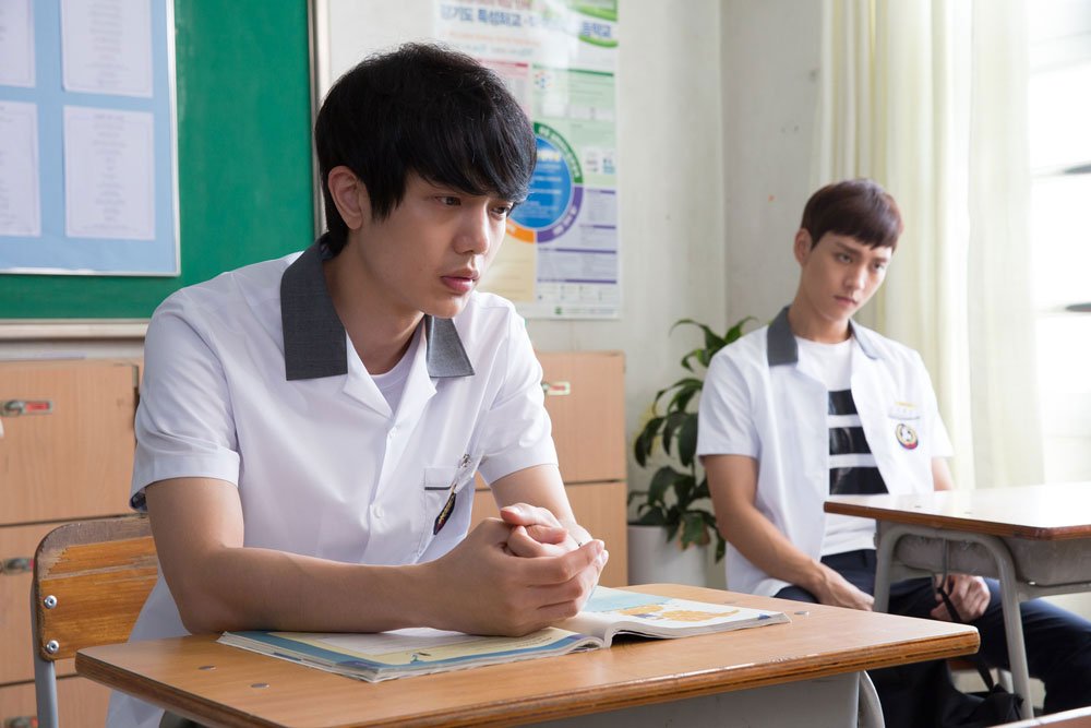 三个人的爱情独角戏,恋爱剧情独角戏