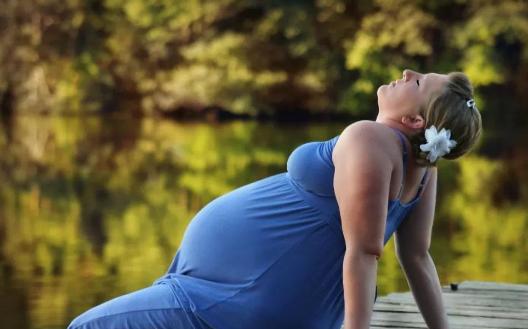 医生说怀孕染发没有影响,备孕能化妆或者染发吗