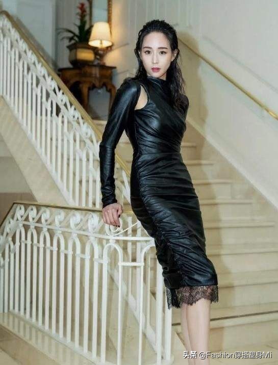 张钧甯皮衣机场照 (张钧甯身穿黑色皮衣)