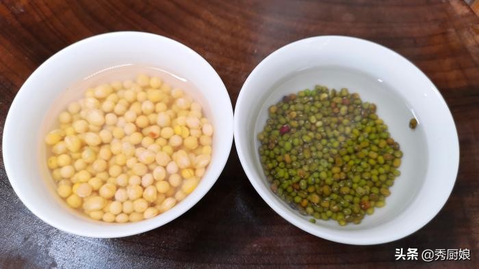 自己在家生豆芽三天就能吃,在家生绿豆豆芽