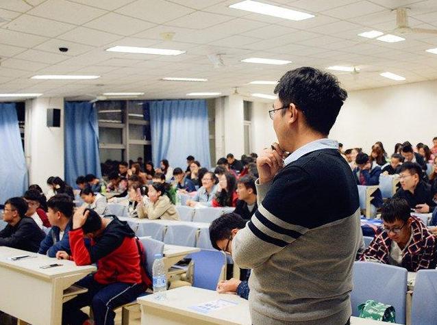 几所不到400分就能上的专科大学，就业率不错，只因隶属国企单位