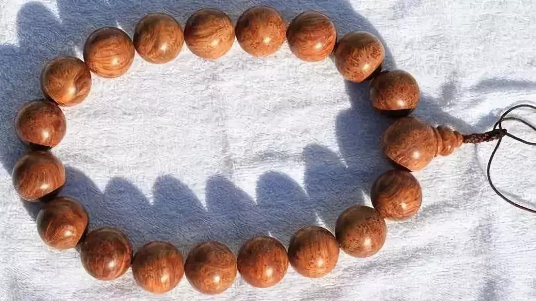 24道木手串真品,木质手串最权威的鉴定免费