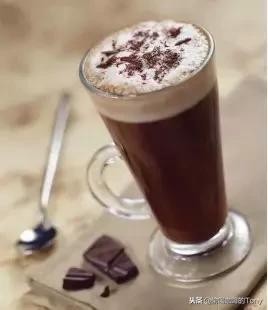 拿铁卡布奇诺美式玛奇朵的区别,拿铁卡布奇诺玛奇朵澳白区别