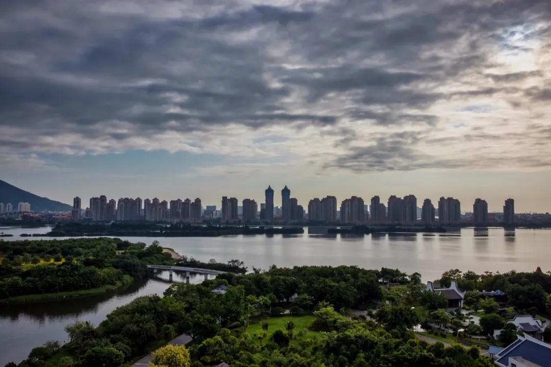 厦门最贵的别墅9000万,厦门最贵楼盘排行榜前十名是哪些