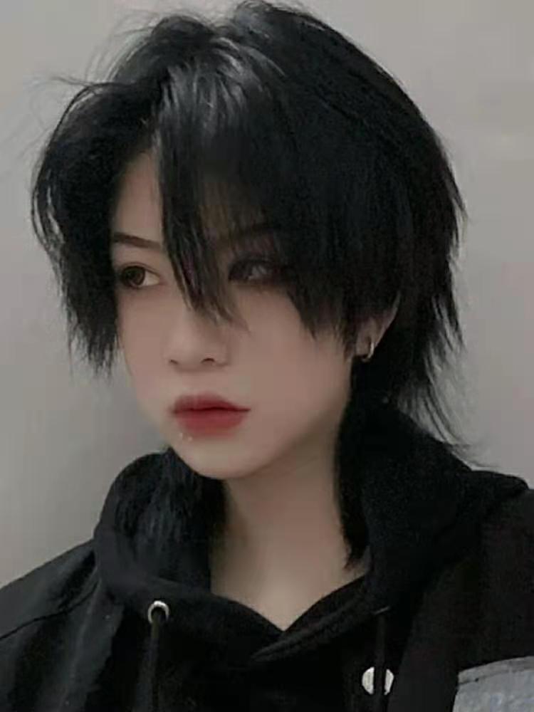 刘海贴头皮怎么蓬松用喷雾,尴尬期刘海老是贴头皮怎么做蓬松