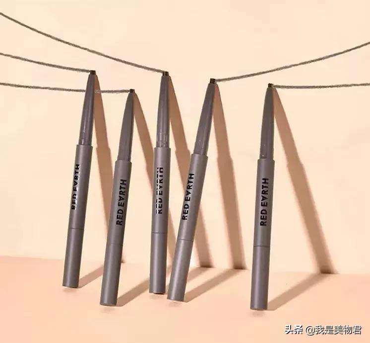 原来，女生们口中的彩妆“调色师”是这个呀