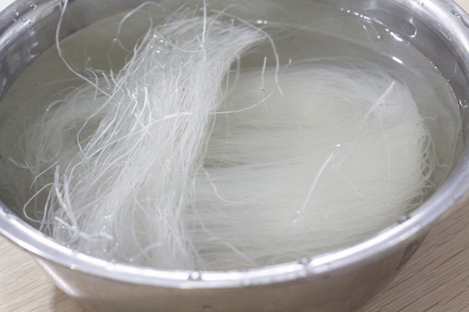 最简单的锡纸花甲粉家庭做法,锡纸花甲粉快捷做法