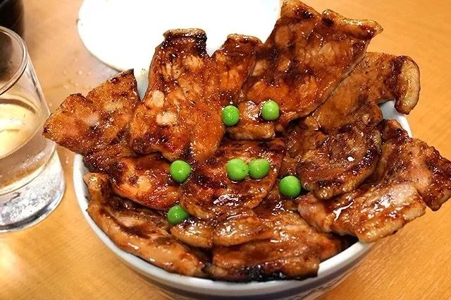 从味蕾上享受北海道的独特美食,重拾味蕾北海道香脆牛乳威化饼