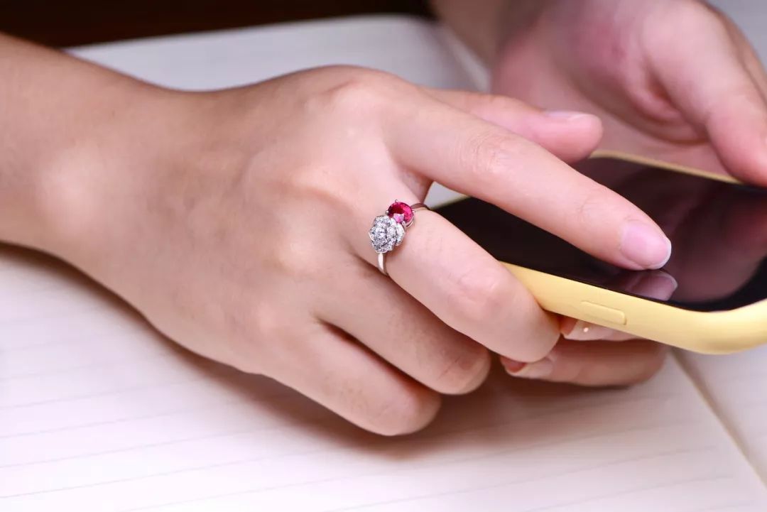 漂亮的成品戒指欣赏无修图