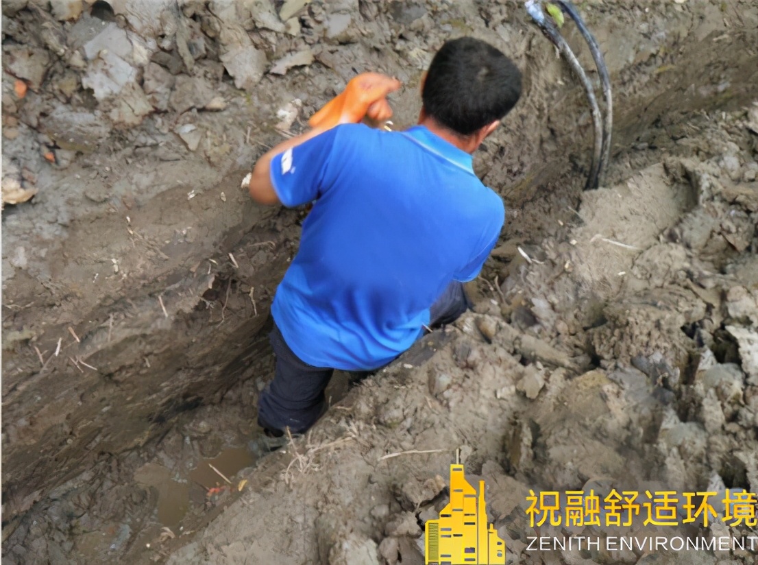 300平的别墅地源热泵一年费用,整个别墅区都是地源热泵