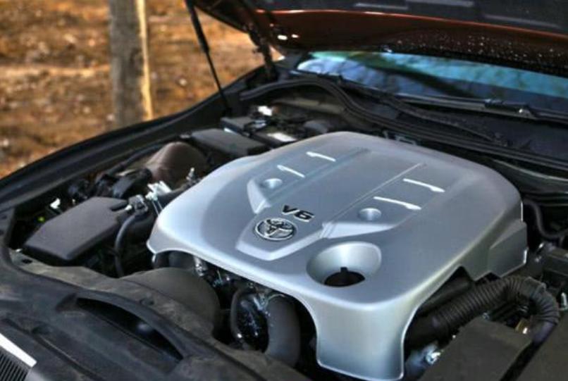 全新一代丰田锐志的最新消息,丰田新款锐志3.0v6超级运动版