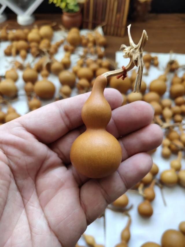 文玩葫芦怎么去黑,文玩葫芦怎样处理更结实