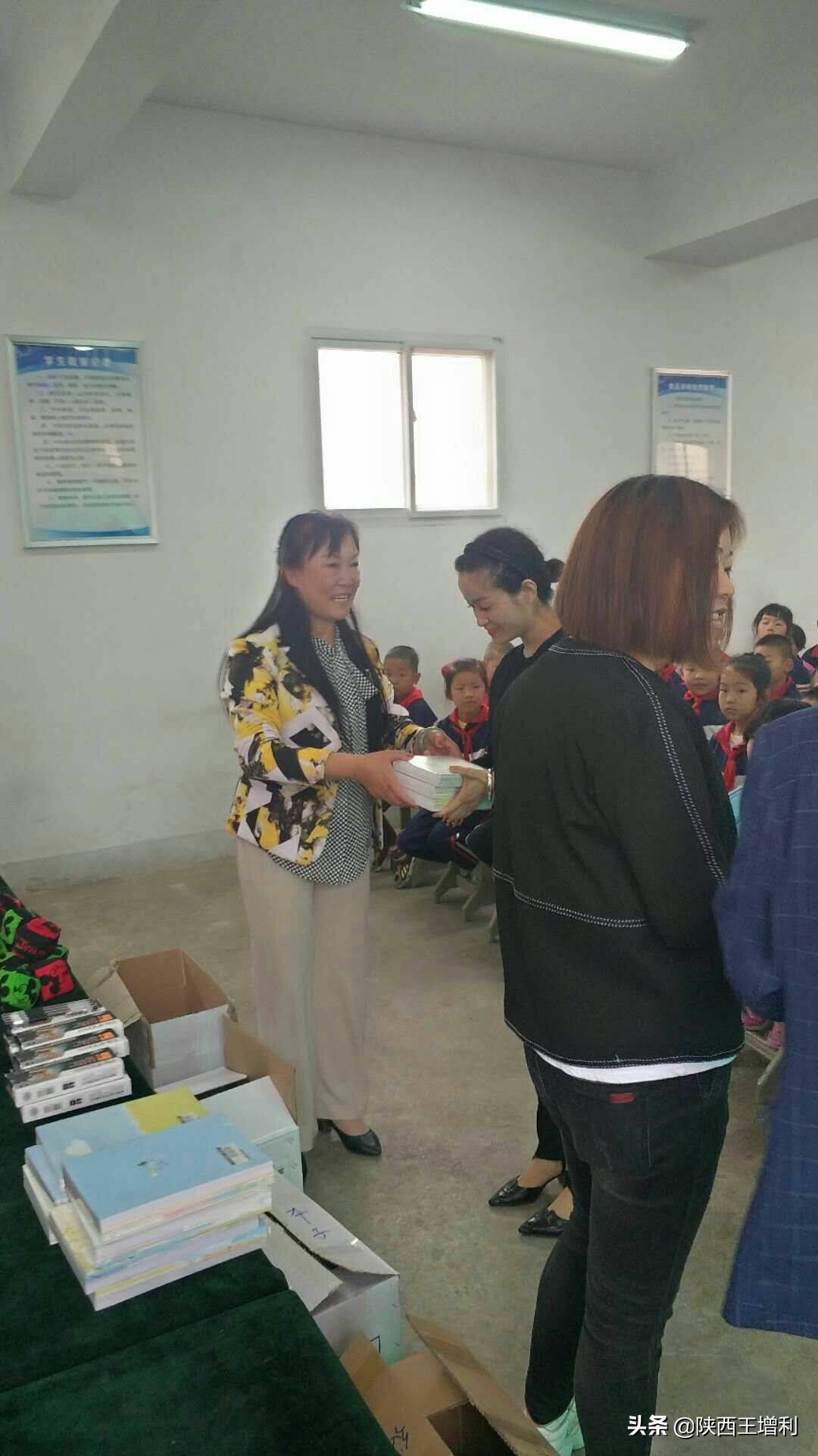 爱心传递情更浓,爱心传递校园