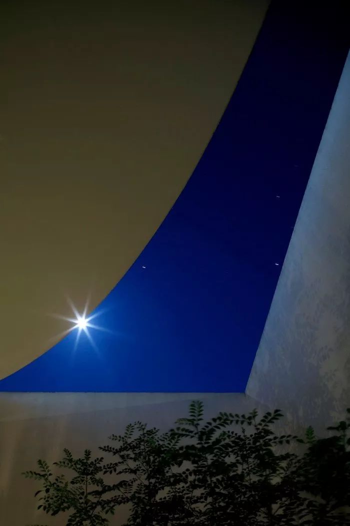 买不起大房子，日本教授为妻子造18m²“豪宅”当生日礼物.......