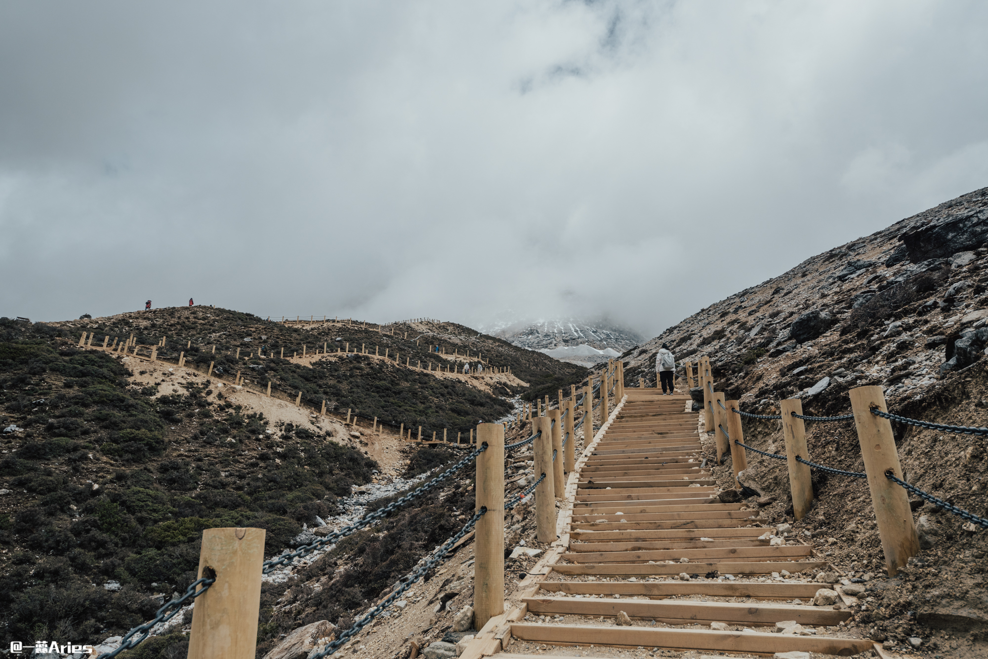 稻城亚丁8月自驾游攻略8天,稻城亚丁7月份雨季