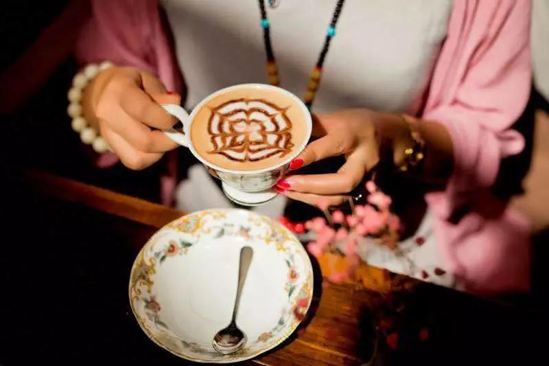 民宿徽派之美,徽派元素侘寂风民宿