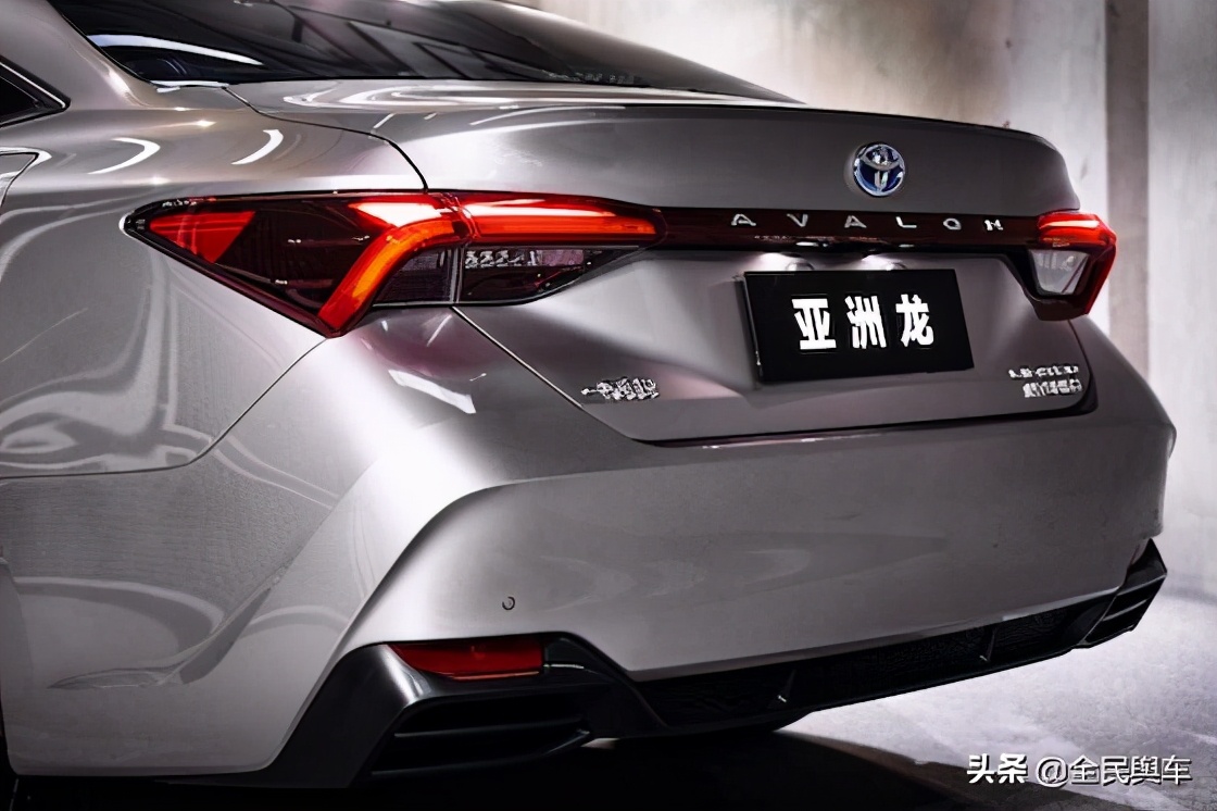 年底购车优惠无“底线”？探店亚洲龙提车竟要两个月