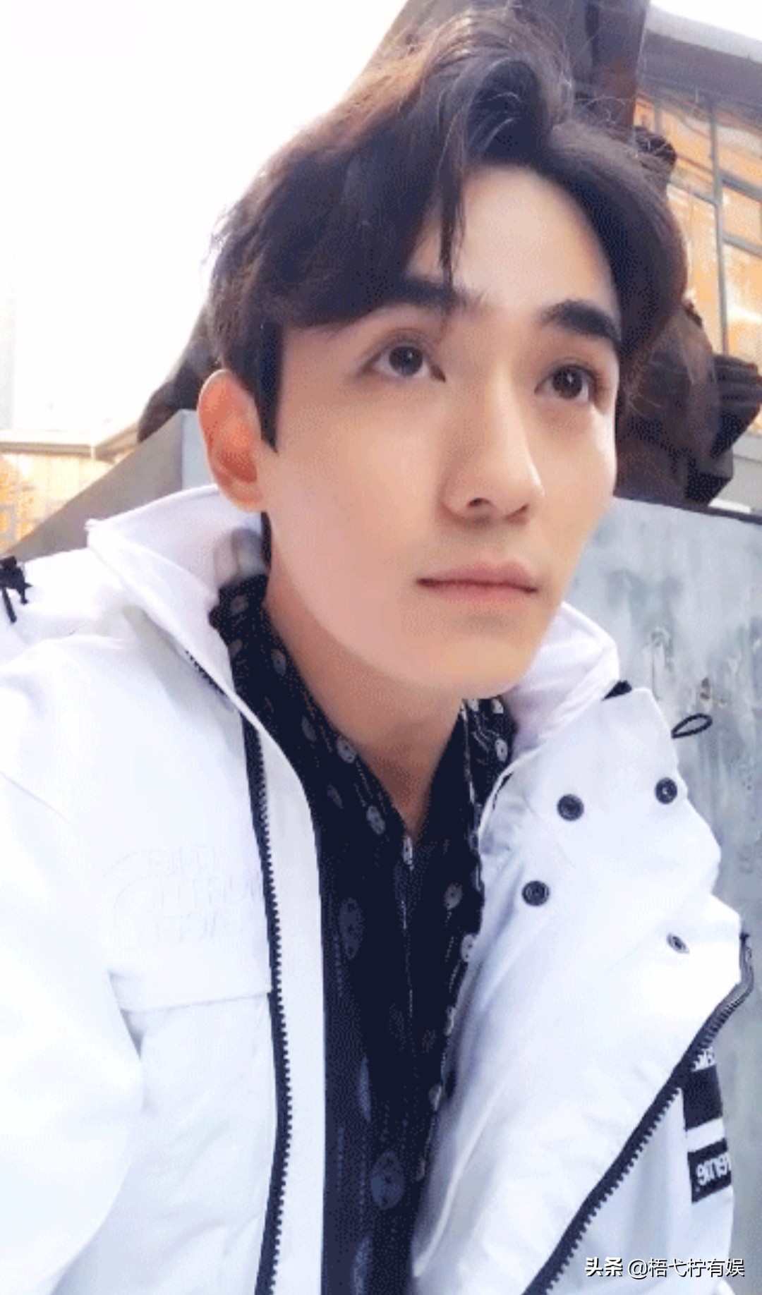 朱一龙获最受关注度演员,眉眼好看的男明星朱一龙