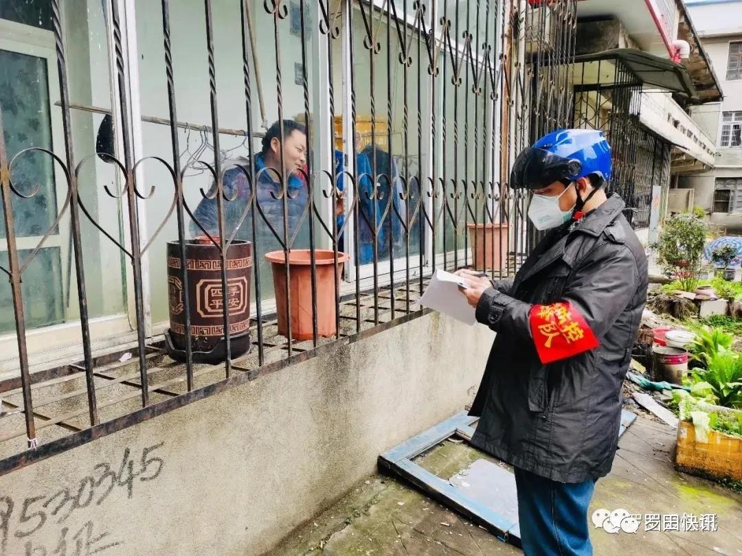 在疫情中逆行忙碌的罗田摄影人