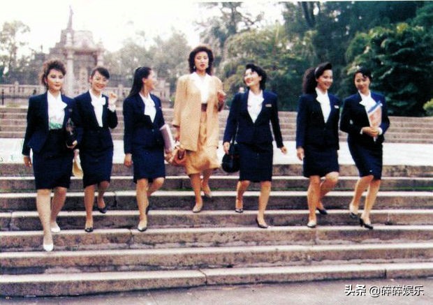 公关小姐演员今昔对比,公关小姐拍摄现场四位主演落泪