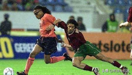 他曾因辱骂希丁克被除名，加盟巴萨仅半年，却是梦二王朝奠基人