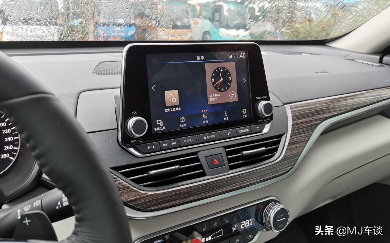 天籁2.0t要加多少机油,天籁vcturbo评测