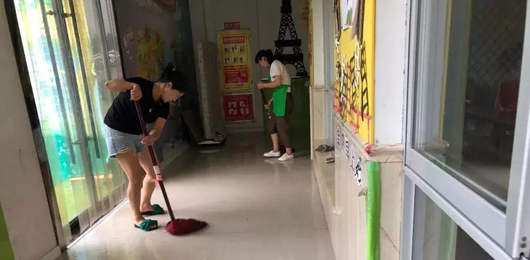 师爱如蜜，用心铺开童话之路，格林童话幼儿园喜迎开学季