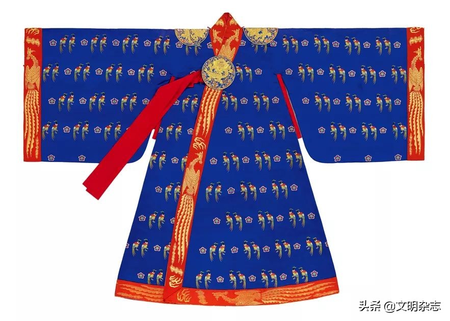 韩国传统高定服饰图片,一衣带水的韩语