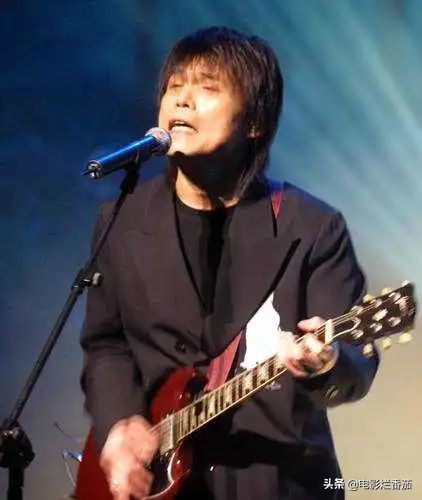 女明星眼中的伍佰,伍佰外表放荡不羁粗犷内心细腻