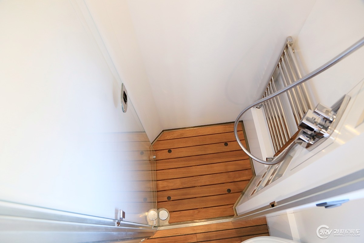 诺马迪森房车100万以内,1300万诺马迪森越野房车旅游