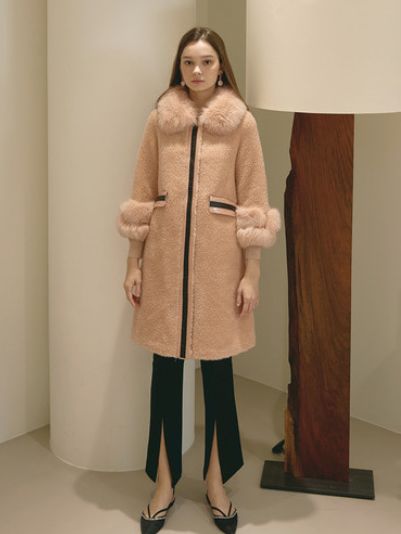 孔孝真同款衬衫豹纹绿色,孔孝真穿搭都是什么品牌