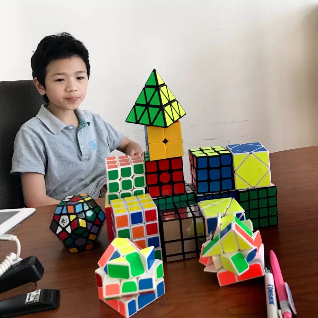 小孩子学会玩魔方,小孩玩魔方怎么才能不会失败