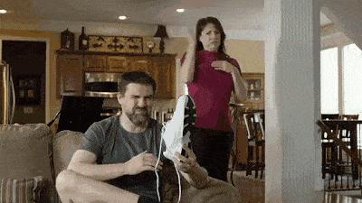 鞋子水洗后发黄,白鞋子怎样刷才能不发黄还很干净