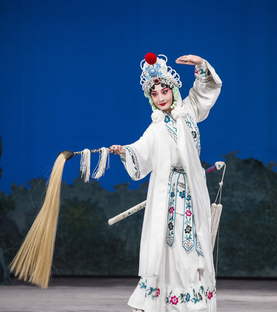 白蛇传说白素贞找师父,白素贞的师父是不是九天玄女