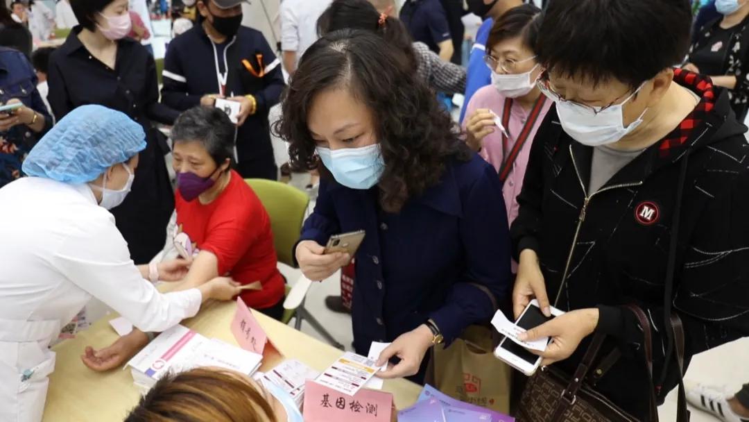 女性肚子变大都是肥胖?NO!腰围增大、吃不下…这些症状该警惕!