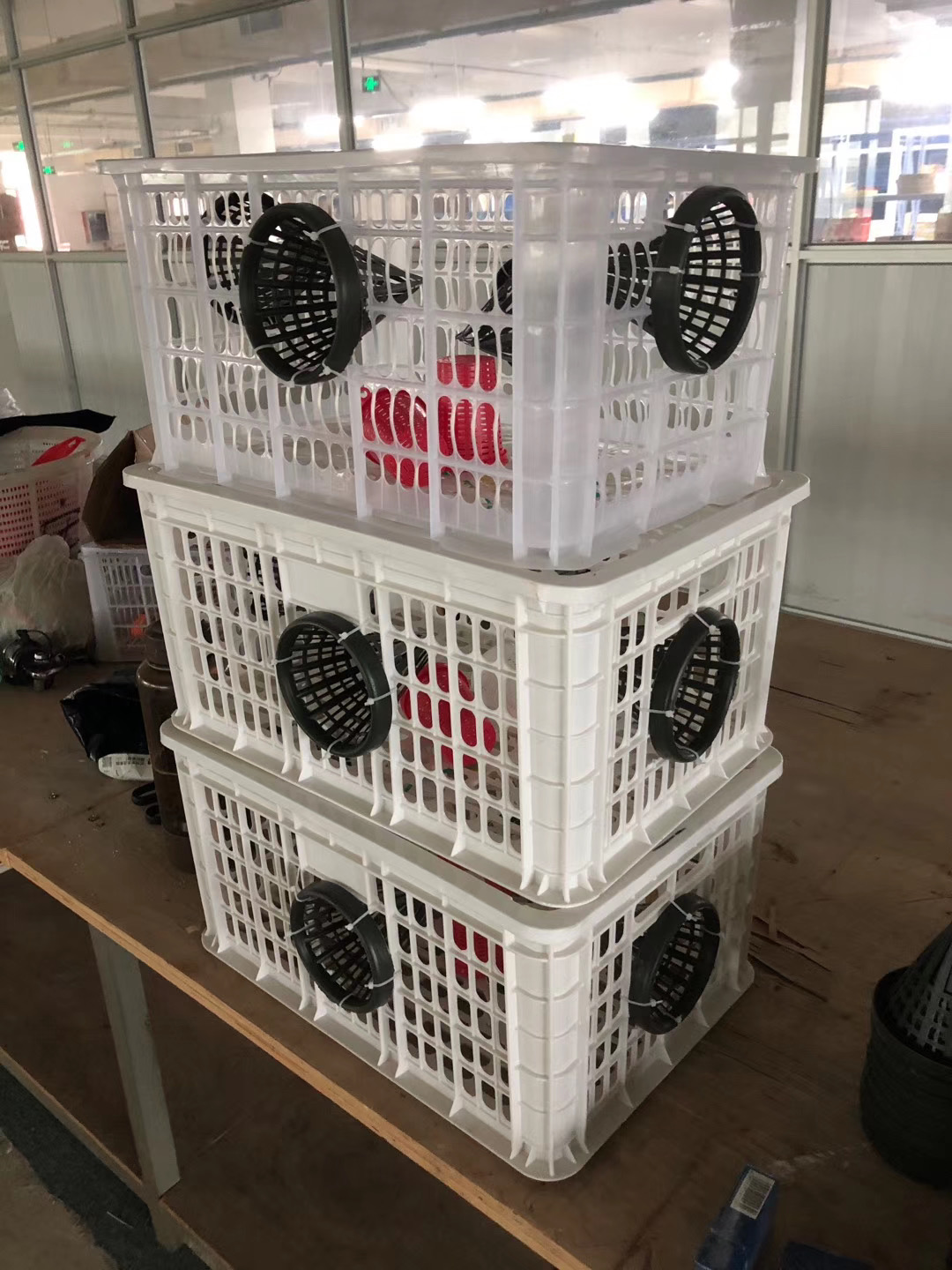 抓螃蟹的笼子自制教程,制作螃蟹笼捉螃蟹来吃