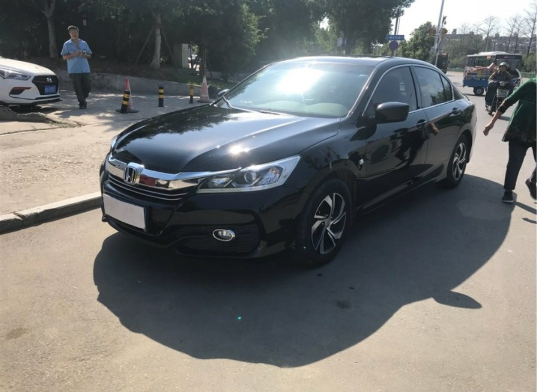 95后小伙花14万买了一辆雅阁，大伙看看值得吗