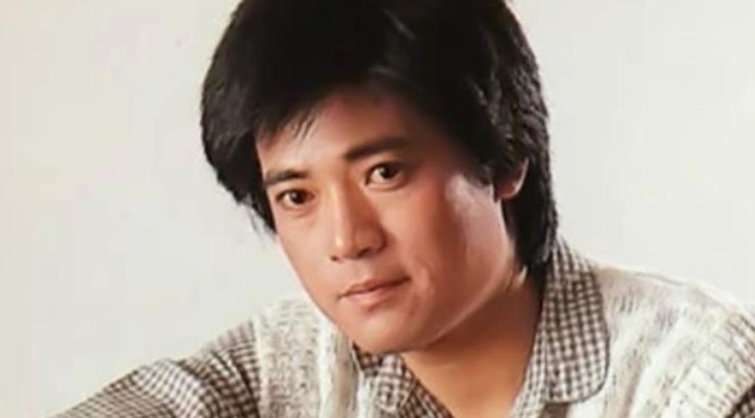 携手十多年恩爱夫妻集锦,恩爱多年明星夫妻