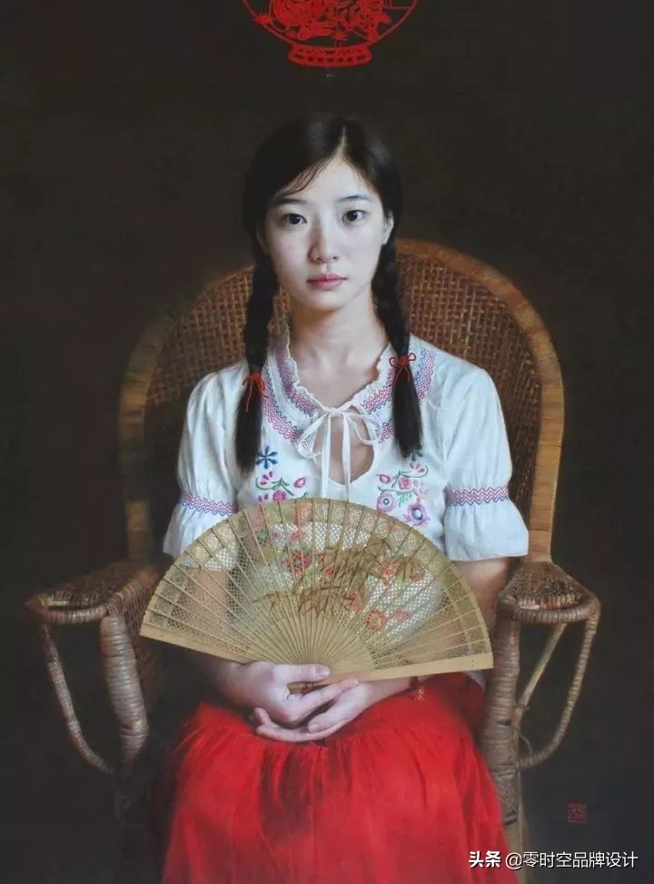 超写实女性人体油画艺术,画中女性人体丰神绰约,容光焕发