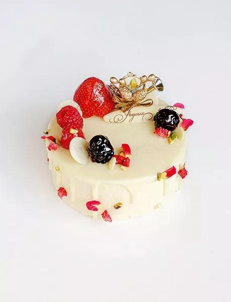 圣诞甜品最新造型 (圣诞节甜品造型)