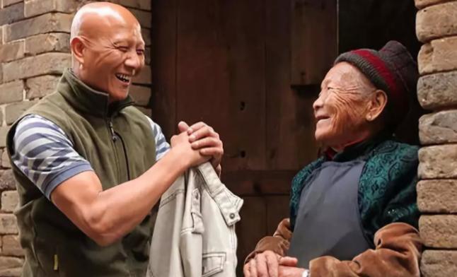 心狠手辣容嬷嬷，德艺双馨李明启，我们欠她的一个道歉