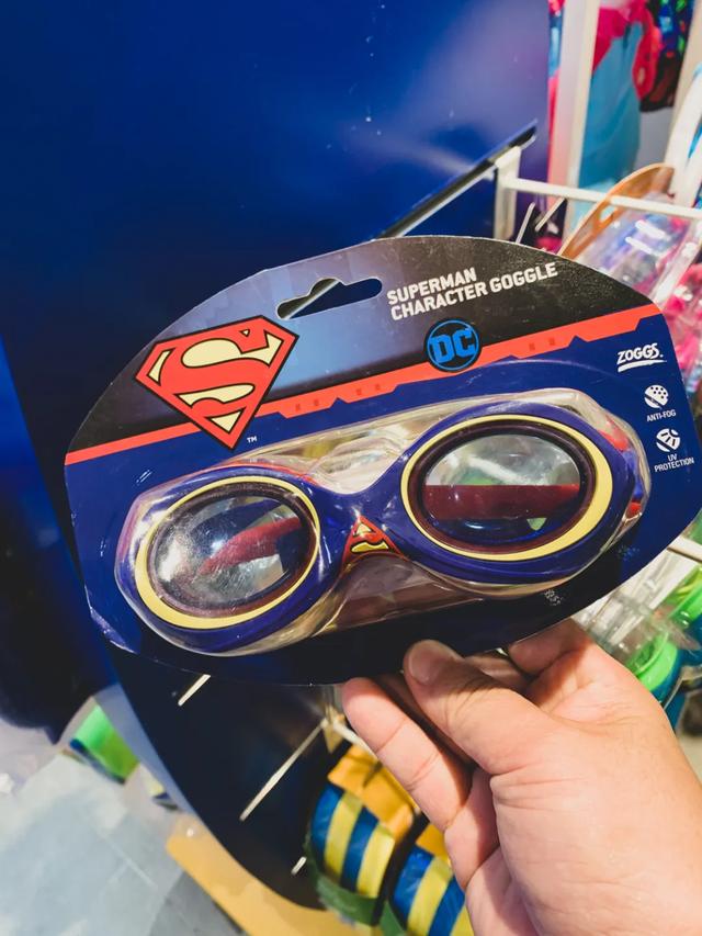 儿童游泳要泳帽吗,宝宝游泳用戴泳帽吗