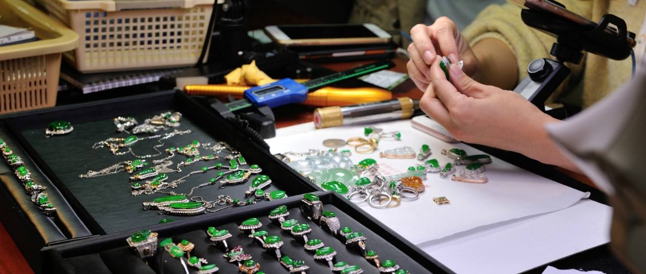 玉石直播行业挣钱吗,玉石直播卖货平台