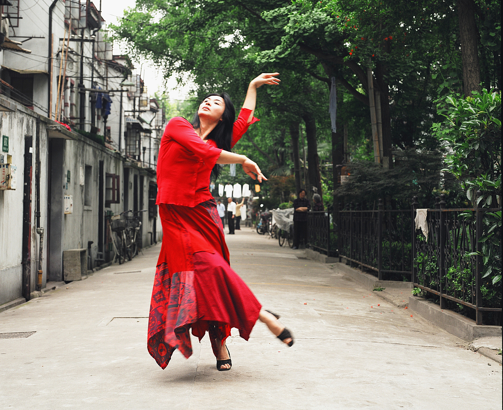 “如果要死,我宁愿死在手术台上”,跨性别者做手术有多难?