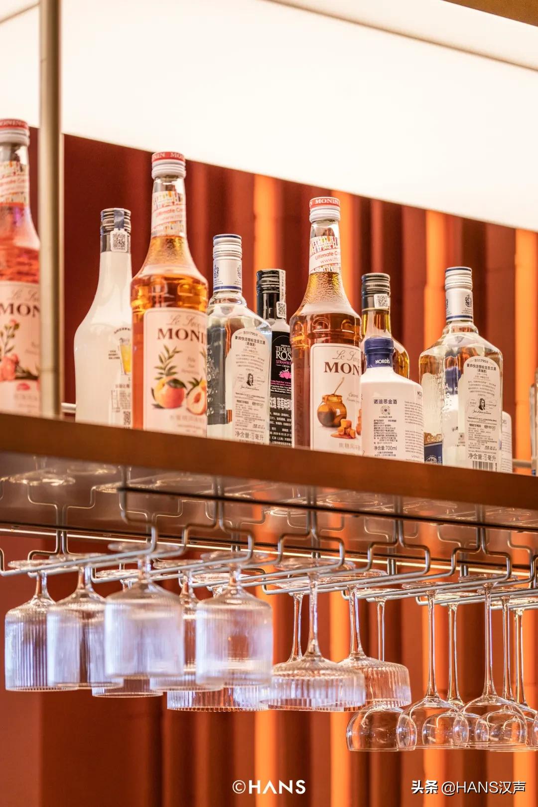 这家新店一开张，整个国广都有那味儿了