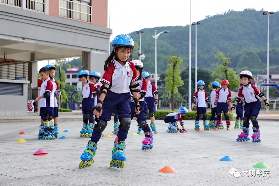 肇庆寒假体育训练营,建安区阳光篮球青少年训练营