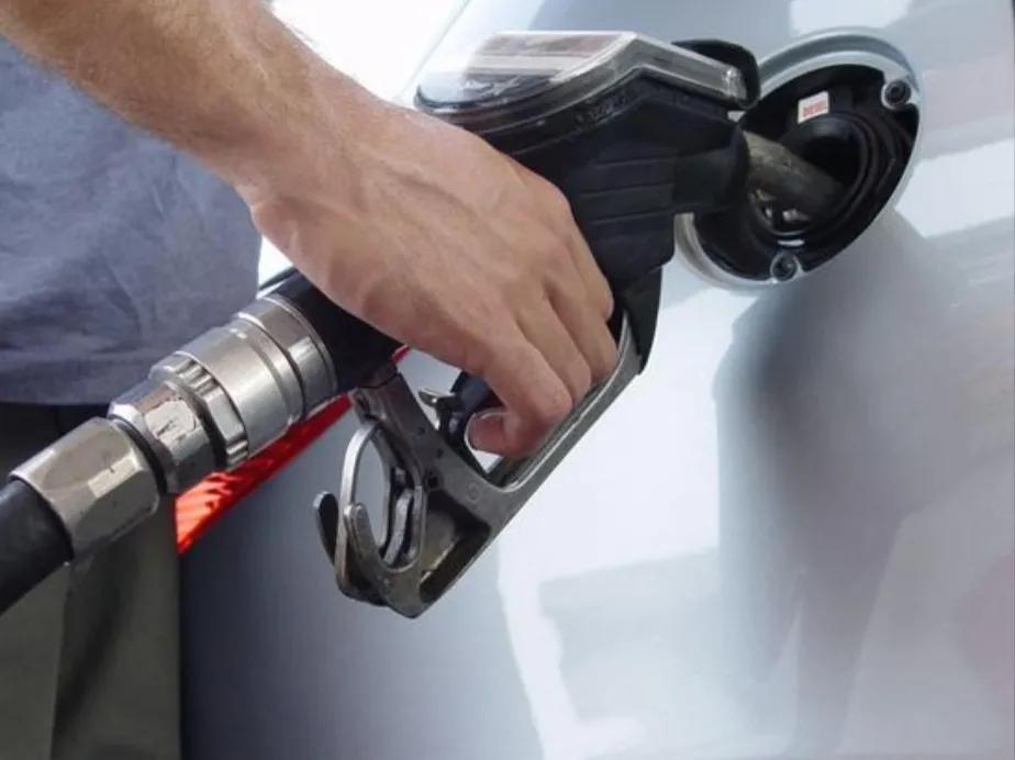 汽车亏电搭火后发动机故障灯常亮,改天然气后发动机故障灯常亮解决