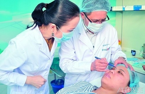 各届超女整容,2015年超女整容失败新闻案例