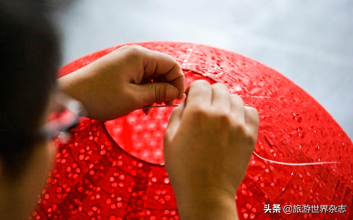 花灯如昼的意思,花灯万盏亮如昼