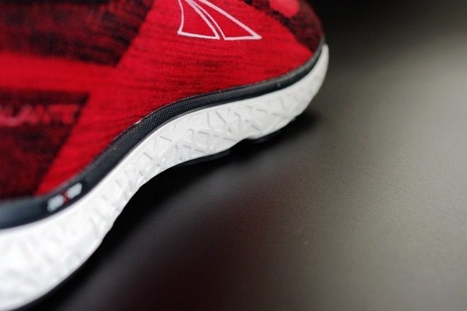 altraparadigm6,altraescalanteracer跑鞋评测